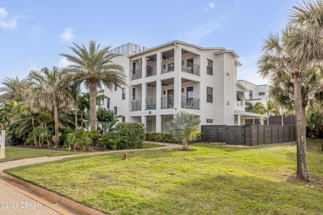 1 Mar Azul N, Ponce Inlet, FL 32127