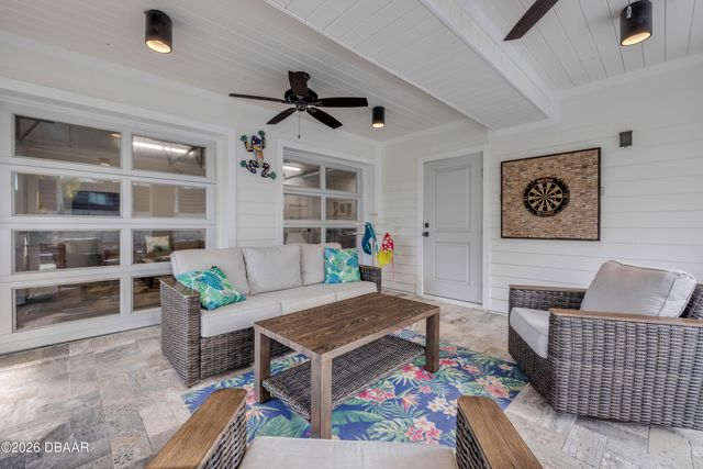 1 Mar Azul N, Ponce Inlet, FL 32127