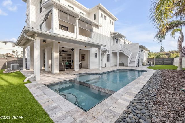 1 Mar Azul N, Ponce Inlet, FL 32127