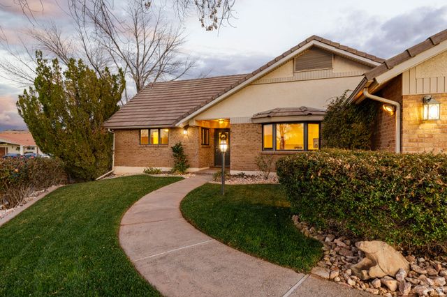 1180 E SHERMAN CIR, St. George, UT 84790