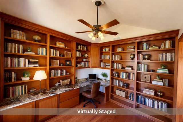 1913 W Leopard Drive, Dixon, IL 61021