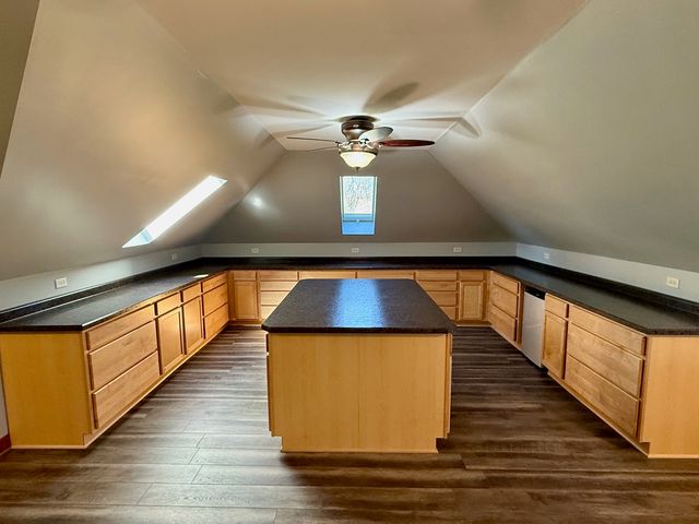 1913 W Leopard Drive, Dixon, IL 61021