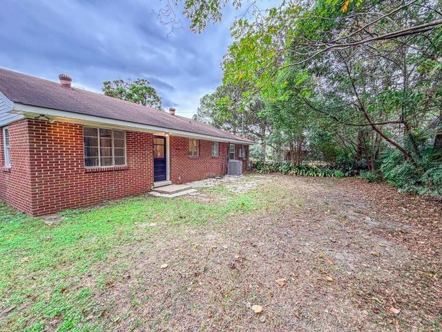 51 Sherwood Drive, Mobile, AL 36606