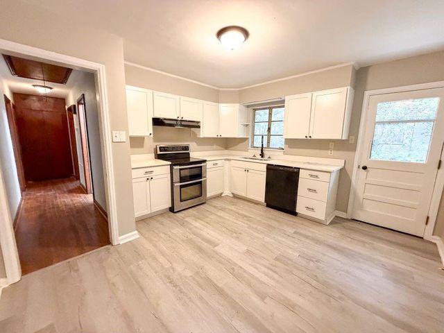 51 Sherwood Drive, Mobile, AL 36606