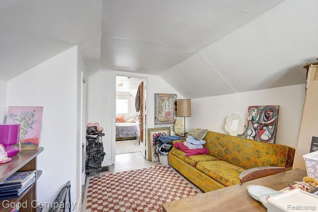 26644 Lorenz Street, Madison Heights, MI 48071