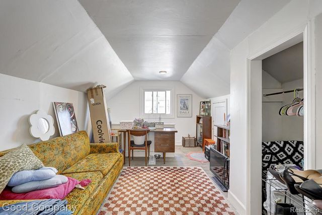 26644 Lorenz Street, Madison Heights, MI 48071