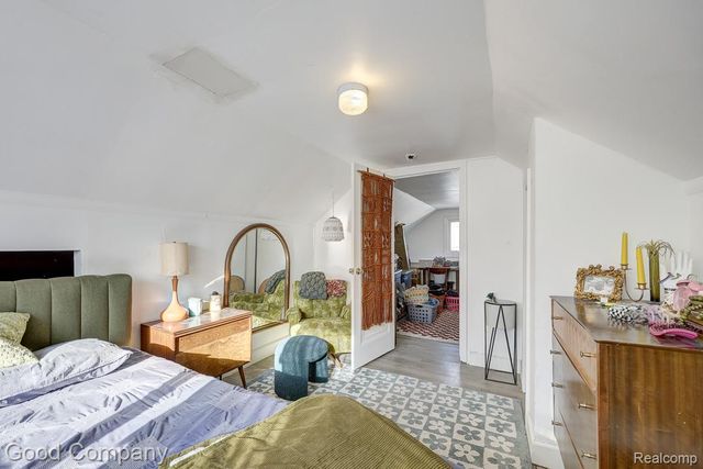 26644 Lorenz Street, Madison Heights, MI 48071