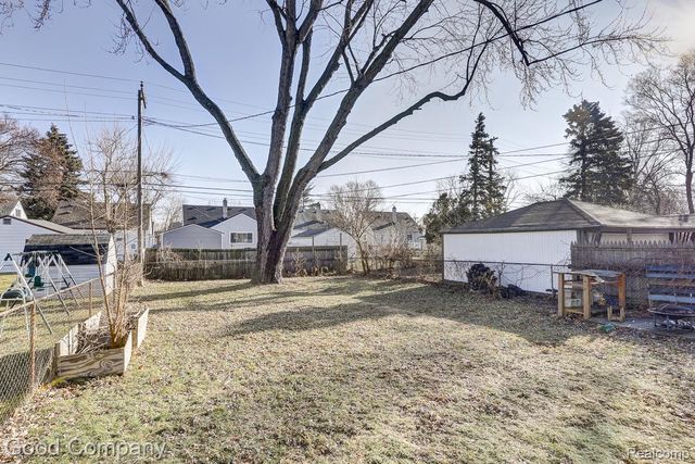 26644 Lorenz Street, Madison Heights, MI 48071