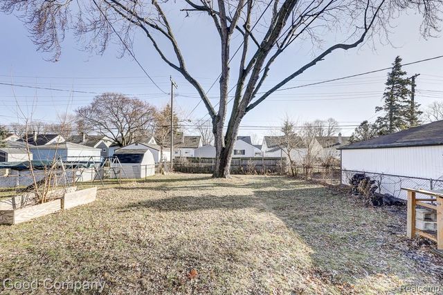 26644 Lorenz Street, Madison Heights, MI 48071