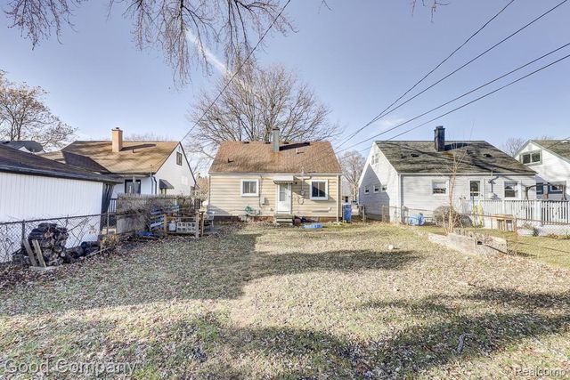 26644 Lorenz Street, Madison Heights, MI 48071
