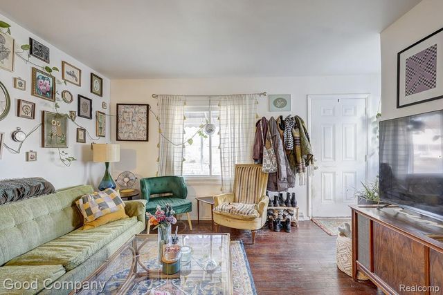 26644 Lorenz Street, Madison Heights, MI 48071