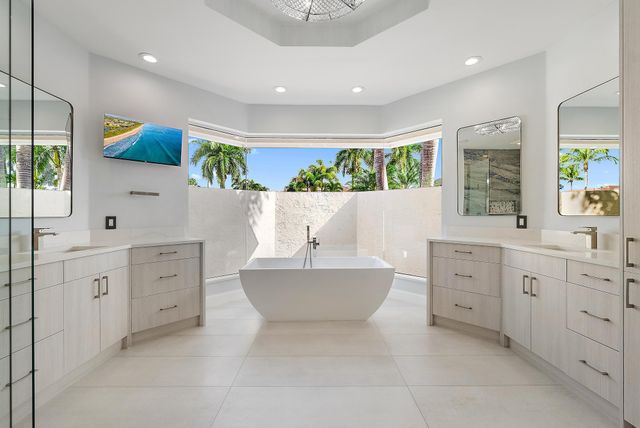 8392 Egret Meadow Lane, West Palm Beach, FL 33412