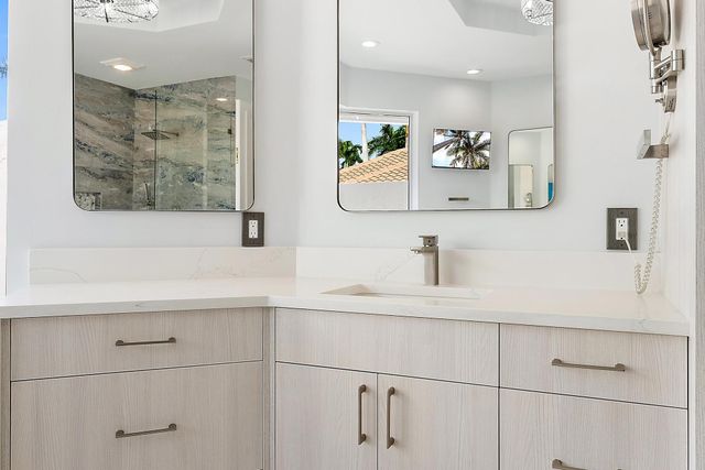 8392 Egret Meadow Lane, West Palm Beach, FL 33412