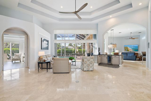 8392 Egret Meadow Lane, West Palm Beach, FL 33412