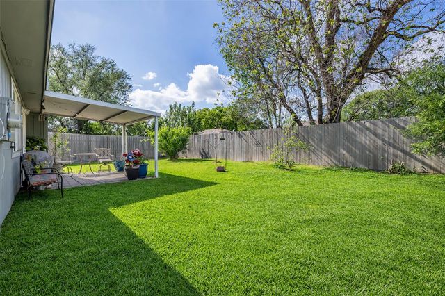 13111 Tregarnon Drive, Houston, TX 77015