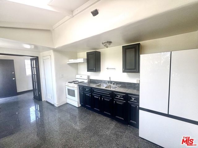 10626 Magnolia Boulevard, North Hollywood (los Angeles), CA 91601