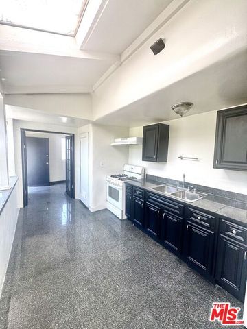10626 Magnolia Boulevard, North Hollywood (los Angeles), CA 91601