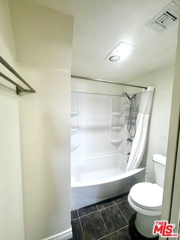 10626 Magnolia Boulevard, North Hollywood (los Angeles), CA 91601