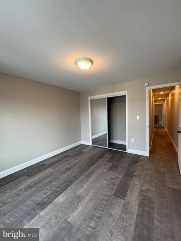 327 LINDEN ST, Reading, PA 19604