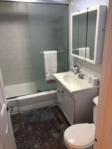 941 N NORTHWEST Highway 3B, Park Ridge, IL 60068