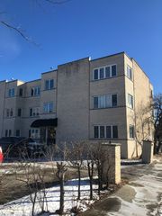 941 N NORTHWEST Highway 3B, Park Ridge, IL 60068