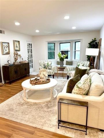 6851 Roswell Road N-20, Sandy Springs, GA 30328