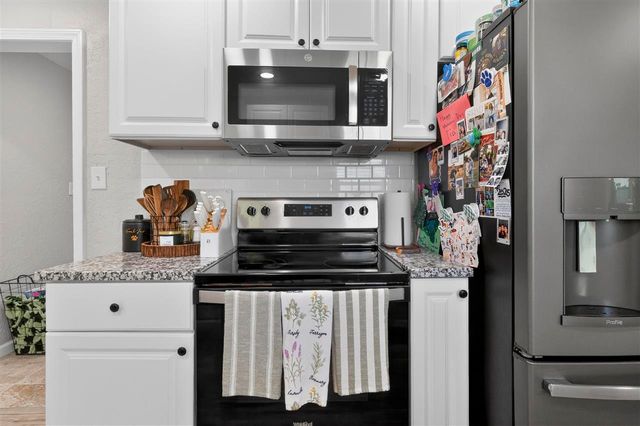 4434 NW Baltimore Ave, Lawton, OK 73505
