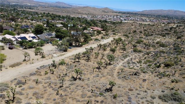5851317 San Andreas Road, Yucca Valley, CA 92284