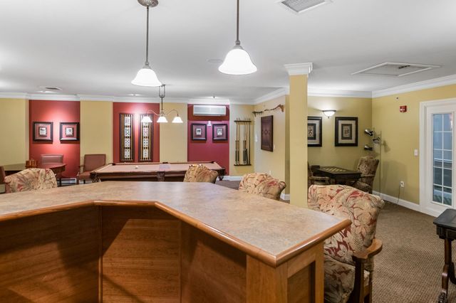 65 Hawthorne Drive Unit 316, Bedford, NH 03110