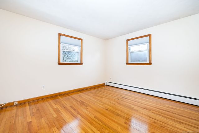 125 Overlook Avenue 2nd Floor, New Britain, CT 06053