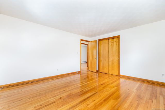 125 Overlook Avenue 2nd Floor, New Britain, CT 06053