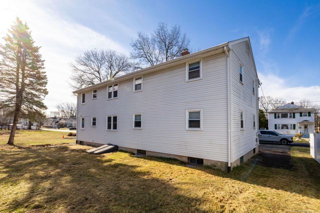 125 Overlook Avenue 2nd Floor, New Britain, CT 06053