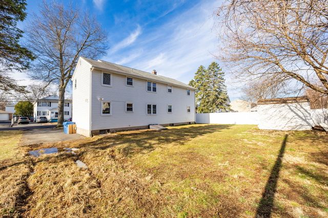 125 Overlook Avenue 2nd Floor, New Britain, CT 06053
