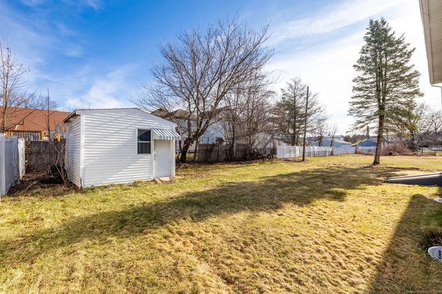 125 Overlook Avenue 2nd Floor, New Britain, CT 06053