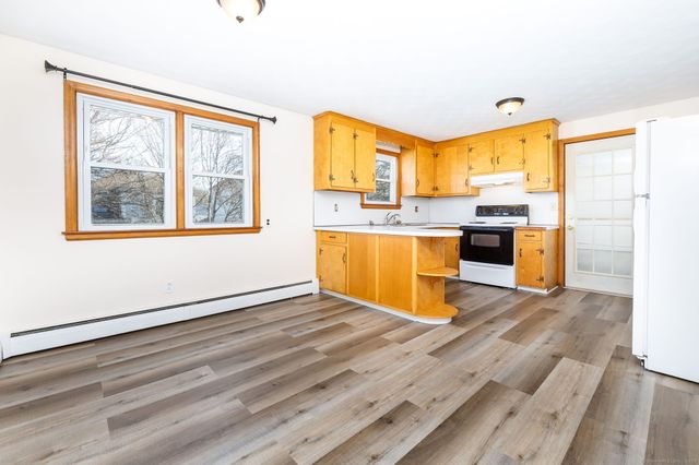 125 Overlook Avenue 2nd Floor, New Britain, CT 06053