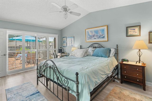 1531 Pheasant Walk C, Fort Pierce, FL 34950