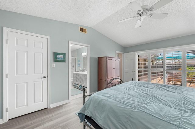 1531 Pheasant Walk C, Fort Pierce, FL 34950