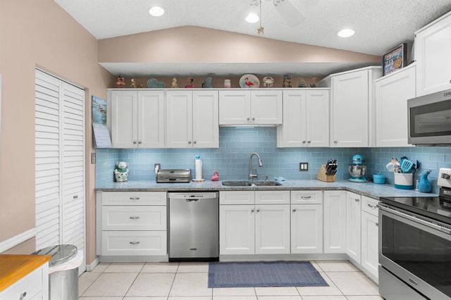 1531 Pheasant Walk C, Fort Pierce, FL 34950