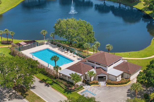 1531 Pheasant Walk C, Fort Pierce, FL 34950