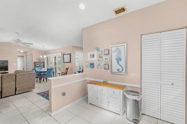 1531 Pheasant Walk C, Fort Pierce, FL 34950