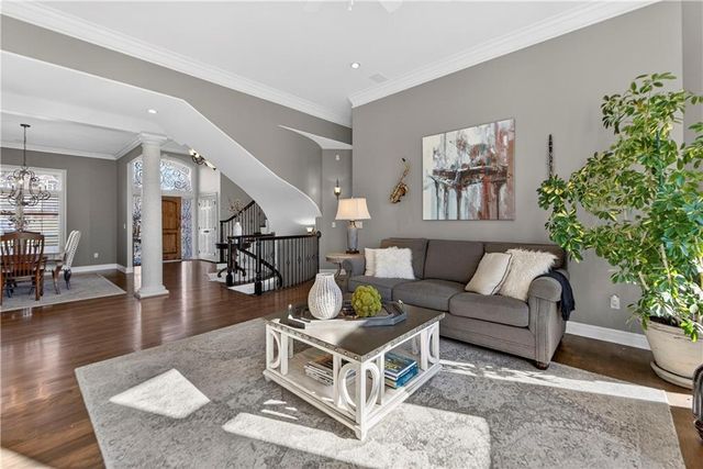 9636 Cailler Drive, Lenexa, KS 66220