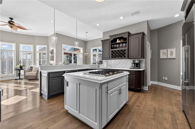 9636 Cailler Drive, Lenexa, KS 66220