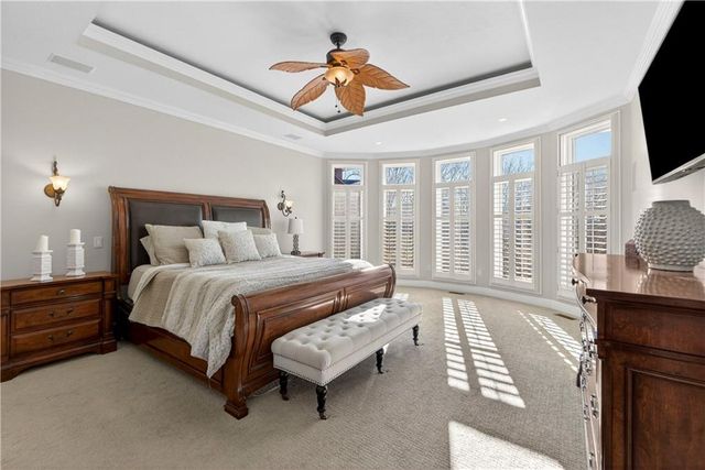 9636 Cailler Drive, Lenexa, KS 66220