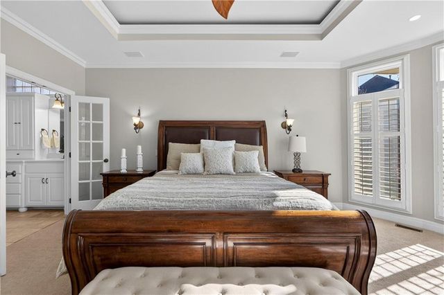 9636 Cailler Drive, Lenexa, KS 66220