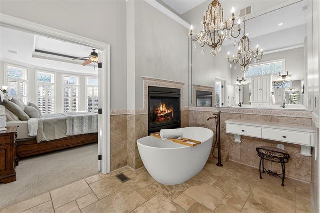 9636 Cailler Drive, Lenexa, KS 66220