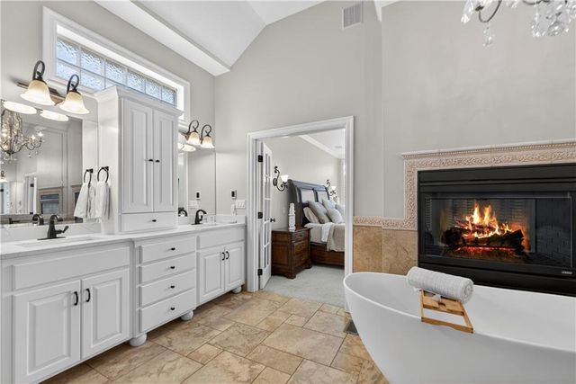 9636 Cailler Drive, Lenexa, KS 66220