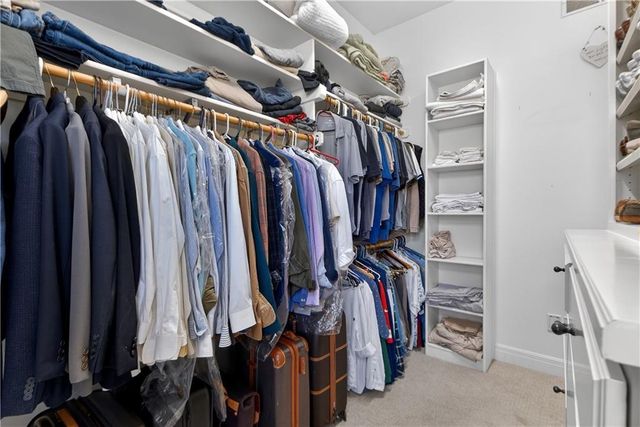 9636 Cailler Drive, Lenexa, KS 66220