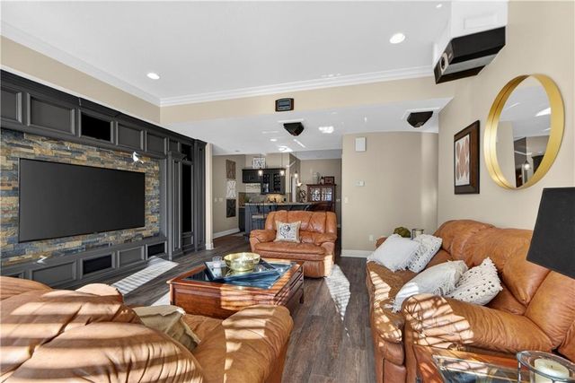 9636 Cailler Drive, Lenexa, KS 66220