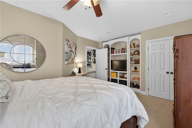 9636 Cailler Drive, Lenexa, KS 66220