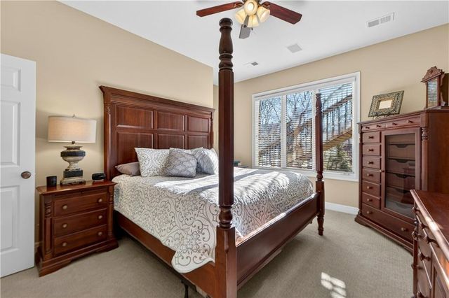 9636 Cailler Drive, Lenexa, KS 66220